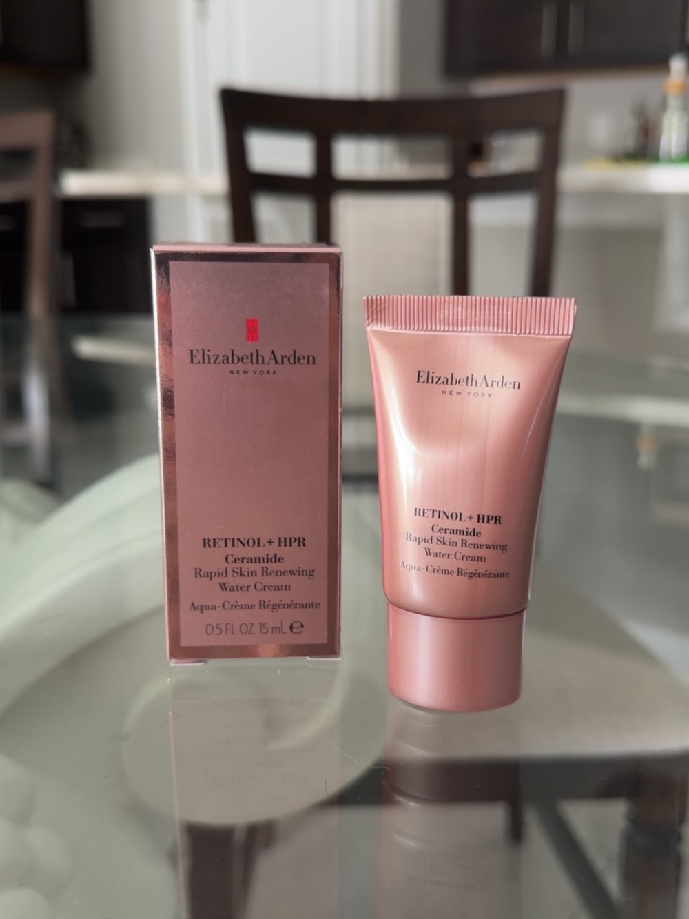 Elizabeth Arden Retinol + HPR Ceramide Water Cream - Rose Gold Tube